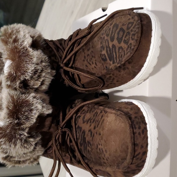 COPY - Gypsy Jazz Fancy with the Furs. Women's Size 8.5 - Picture 2 of 7